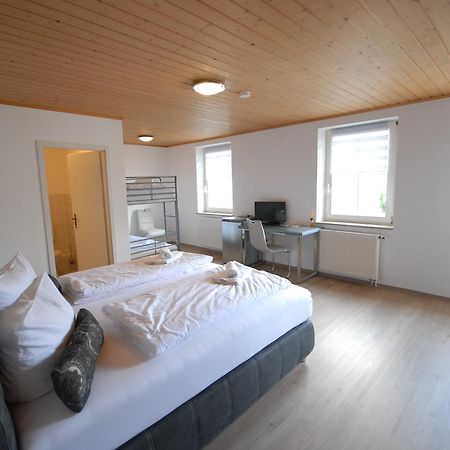 Adler Treuchtlingen Hotell Exteriör bild