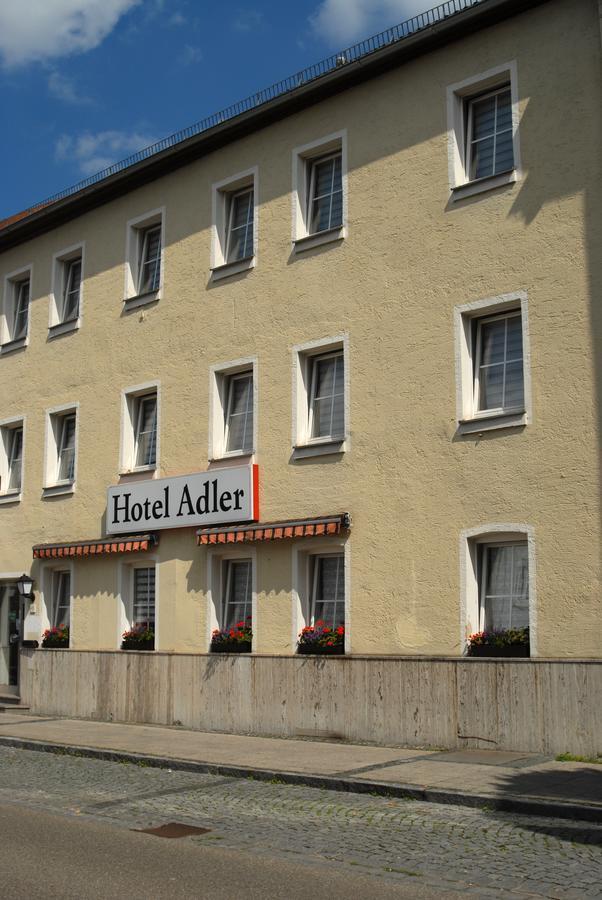 Adler Treuchtlingen Hotell Exteriör bild