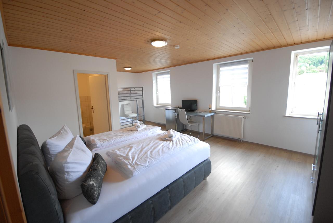 Adler Treuchtlingen Hotell Exteriör bild